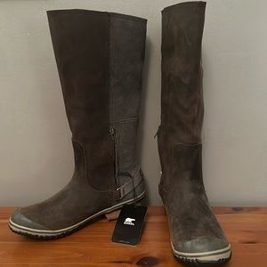 Sorel Slimboot waterproof leather boots.